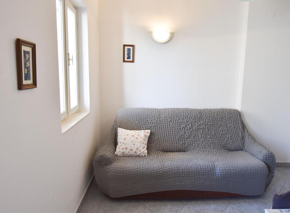 Apartment Murva Primosten Exterior photo