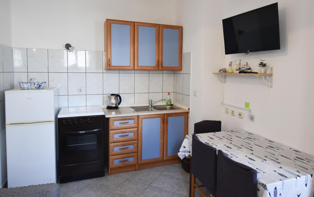 Apartment Murva Primosten Exterior photo
