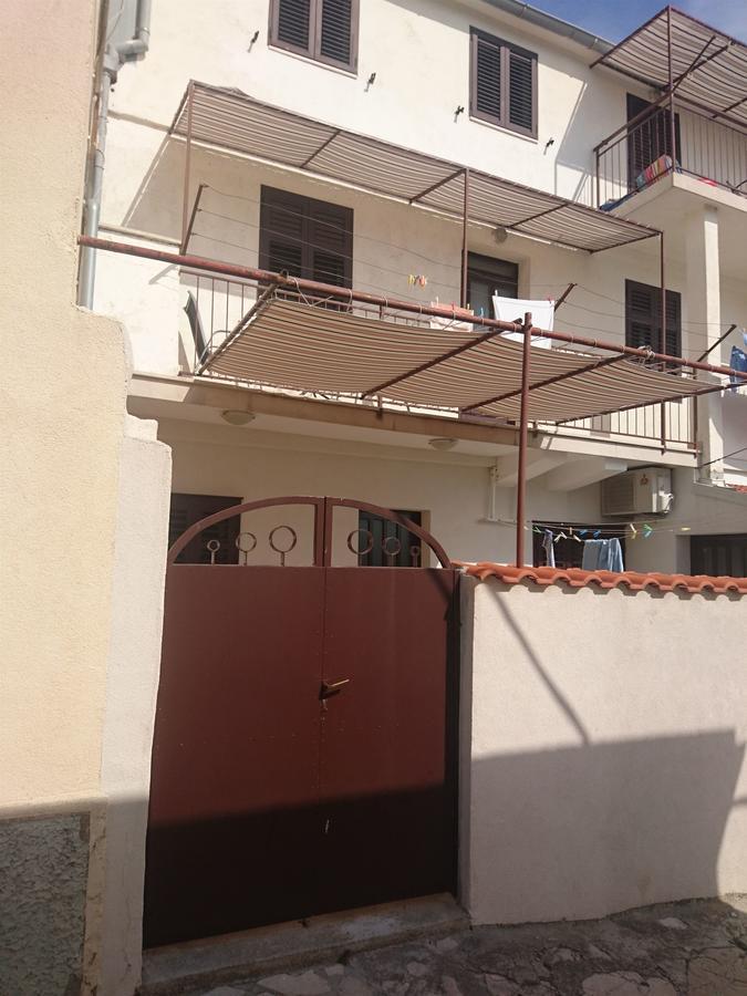 Apartment Murva Primosten Exterior photo